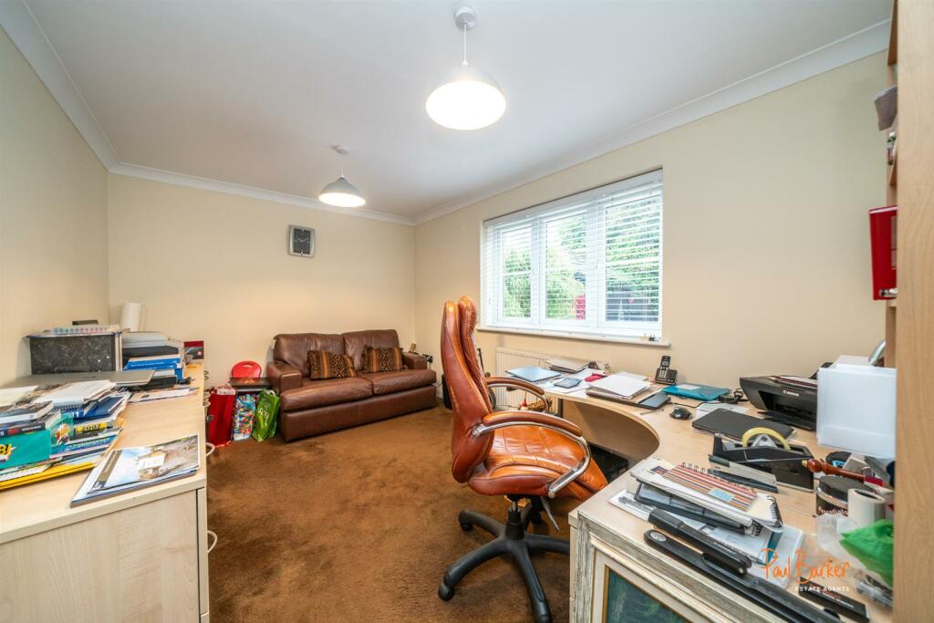 Additional image 16 of Park Street Lane, Park Street, St. Albans