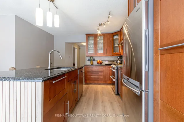 Additional image 13 of 1373 Harmsworth Sq