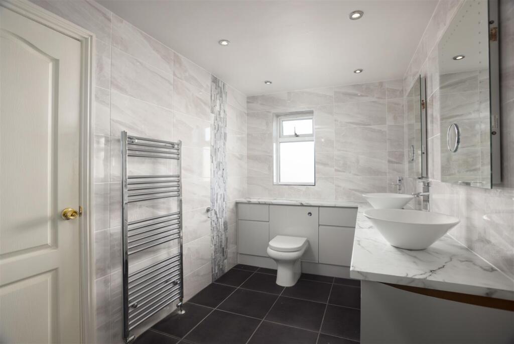 Additional image 12 of Kellymoor Walk, Idle