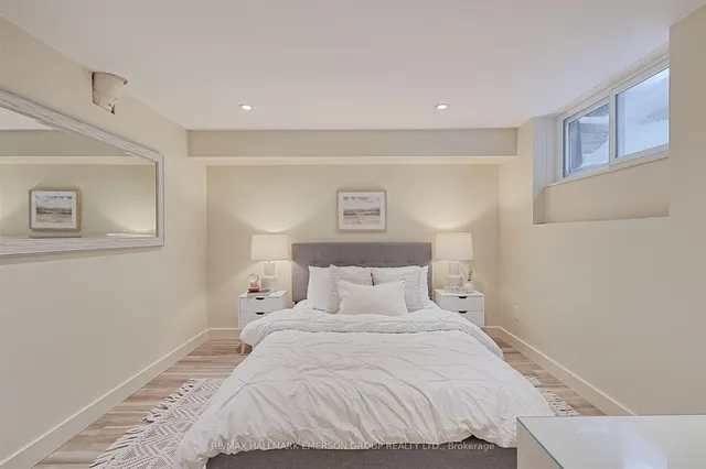 Additional image 33 of 2 Wood Glen Rd