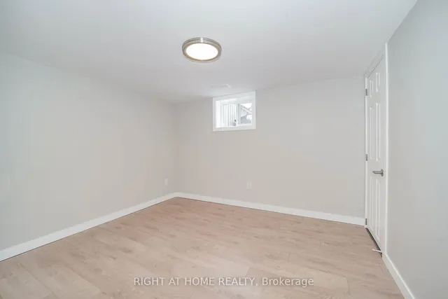 Additional image 21 of 1380 Woodbine Ave