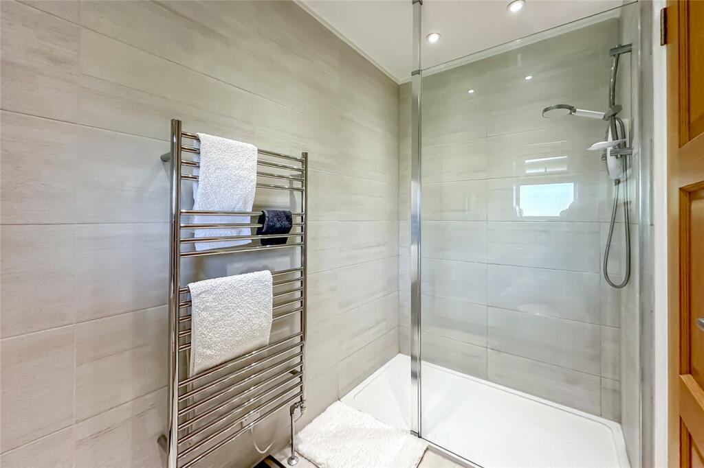 Additional image 23 of Woodfield Way, St. Albans, Hertfordshire, AL4