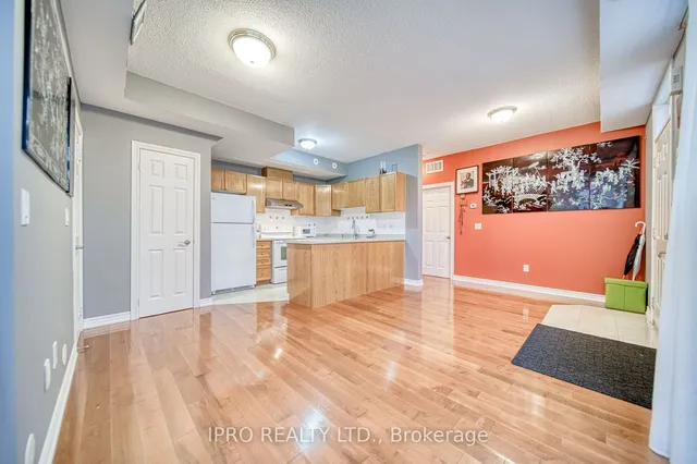 Additional image 15 of 1947 Lawrence Ave Unit #2