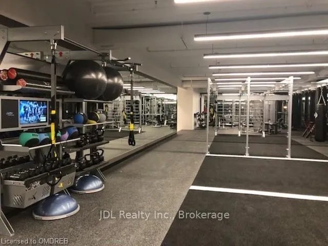 Additional image 17 of 85 Wood St Unit 1215