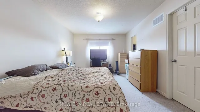 Additional image 33 of 17 Caruso Dr