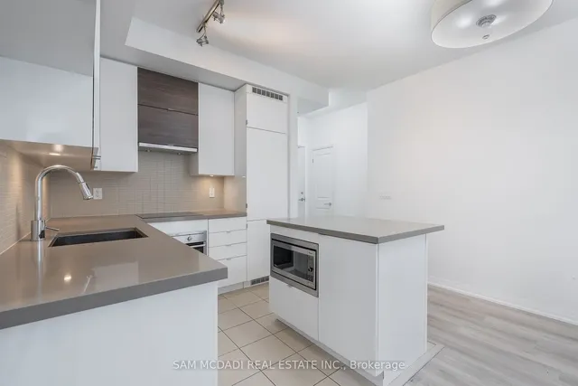 Additional image 6 of 59 Annie Craig Dr Unit 306