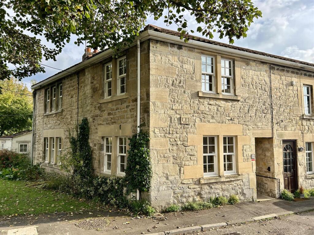 Primary image of Regents Place, Bradford-On-Avon