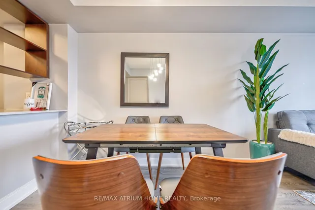 Additional image 15 of 135 Village Green Sq Unit 3422