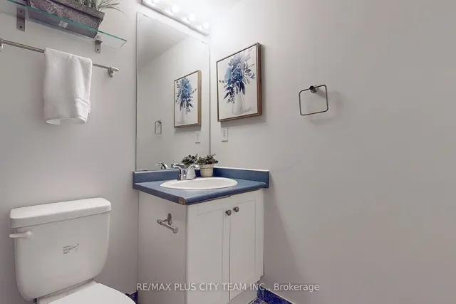 Additional image 30 of 43 Eglinton Ave Unit 205