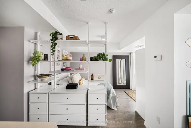 Additional image 14 of 85 East Liberty St Unit 1303