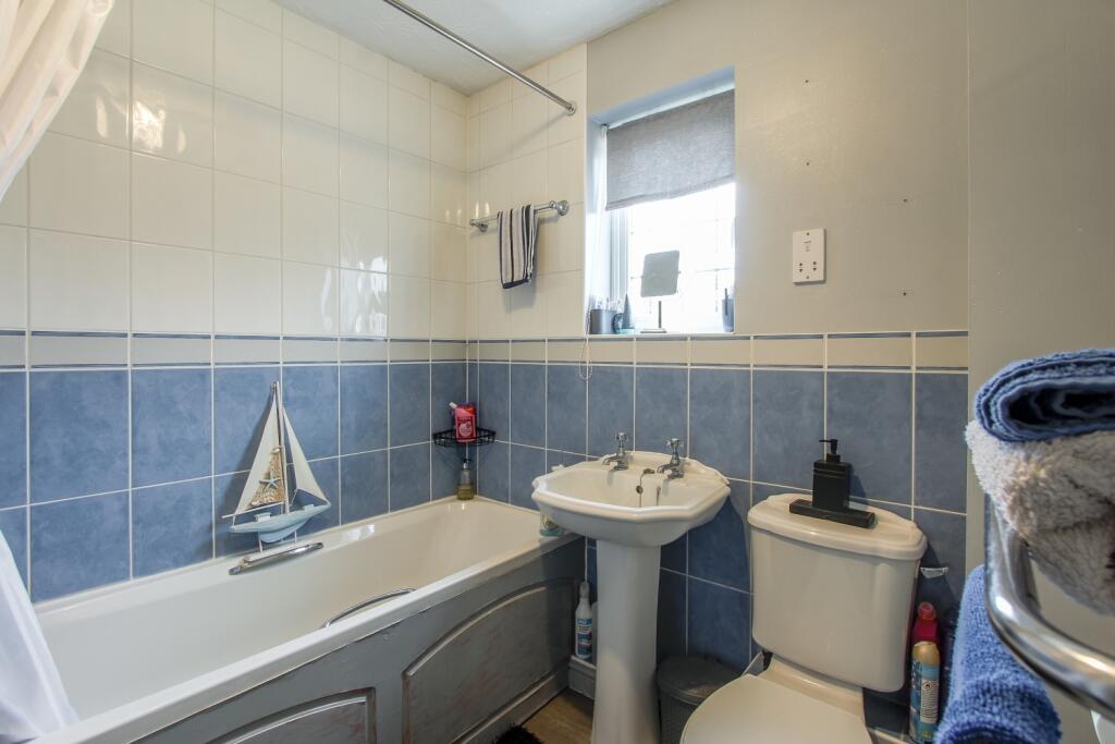 Additional image 14 of 57 College Green, Yeovil