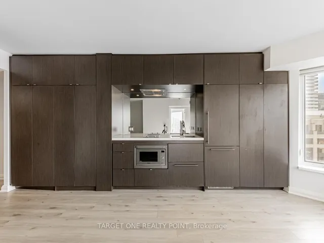 Additional image 8 of 155 Yorkville Ave Unit 1617