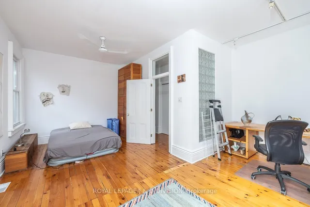 Additional image 22 of 187 Crawford St