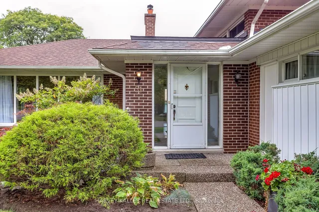 Additional image 3 of 51 Sir Williams Lane