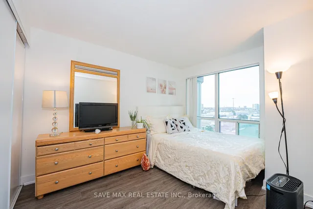 Additional image 18 of 8 Lee Centre Dr Unit 816