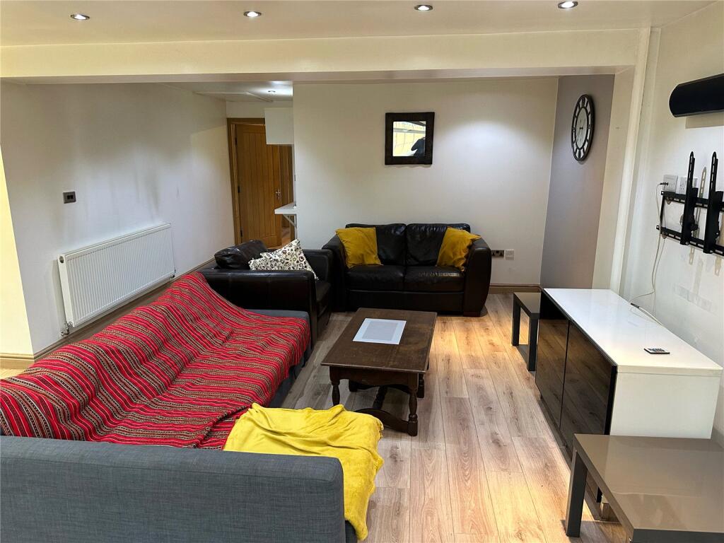 Additional image 5 of Yardley Road, Acocks Green, Birmingham, West Midlands, B27