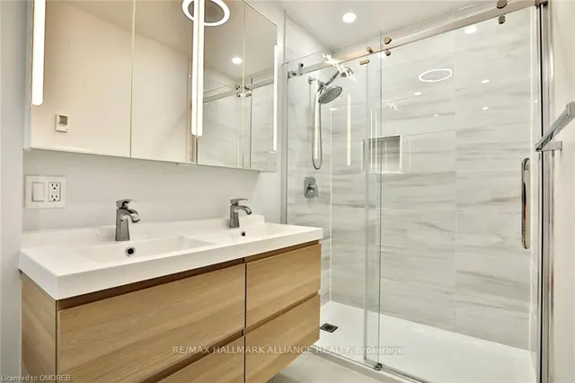 Additional image 14 of 2054 Courtland Dr Unit 102