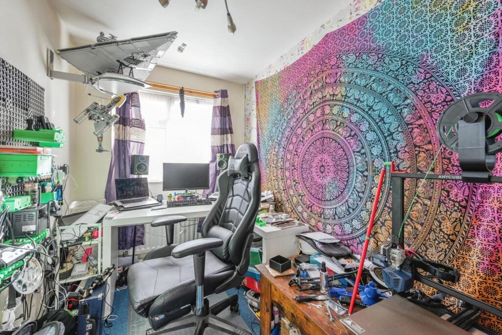 Additional image 14 of 42, Roach, Tamworth