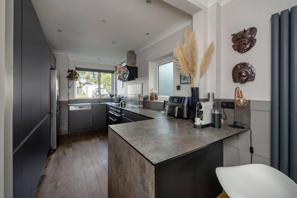 Additional image 4 of Grasmere Close, St Catherines Hill, Christchurch, Dorset, BH23