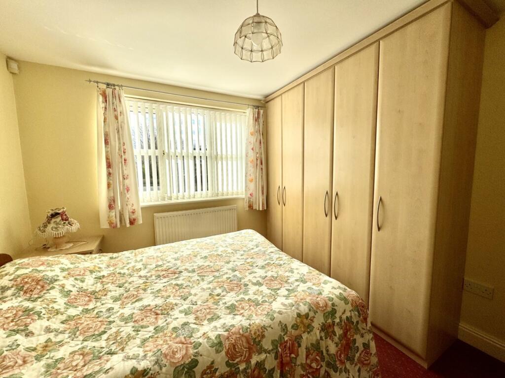 Additional image 8 of Oxford Road, Gomersal, BD19