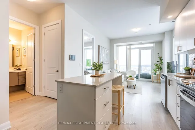 Additional image 14 of 3200 William Colston Ave Unit 1405