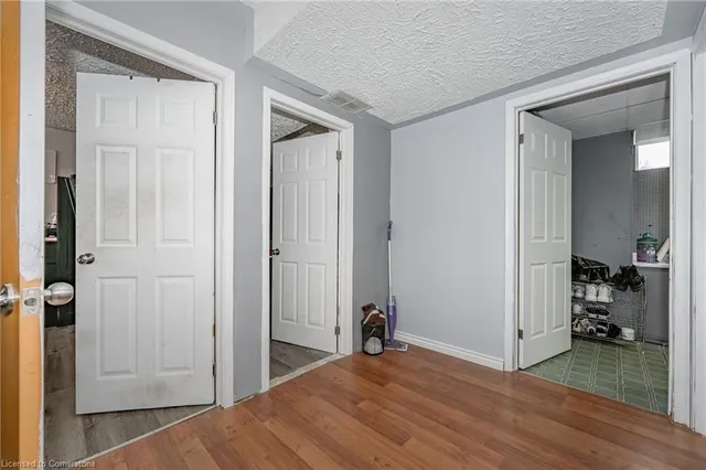 Additional image 24 of 320 Country Hill Dr