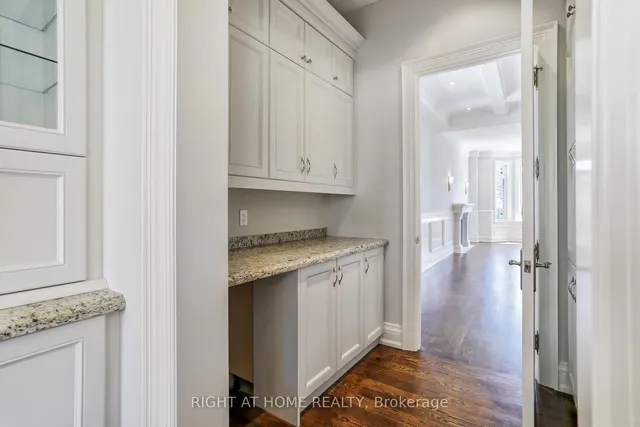 Additional image 15 of 1 Geranium Crt