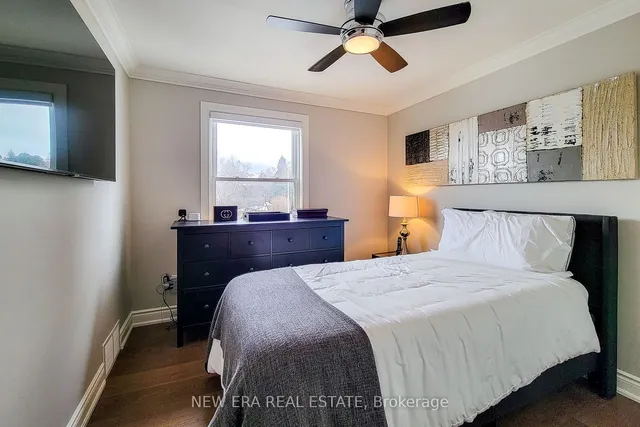 Additional image 33 of 2119 Agincourt Cres