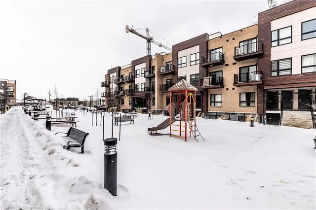 Additional image 30 of 10 Palace St Unit C15