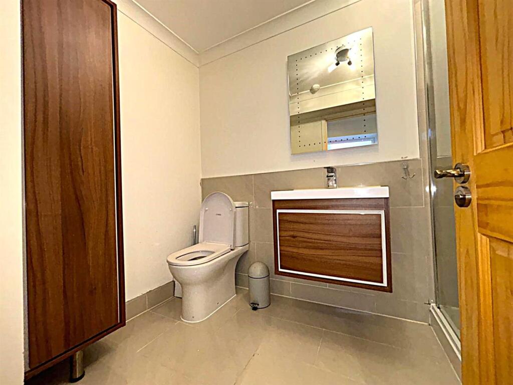 Additional image 6 of Addison Road, Bromley