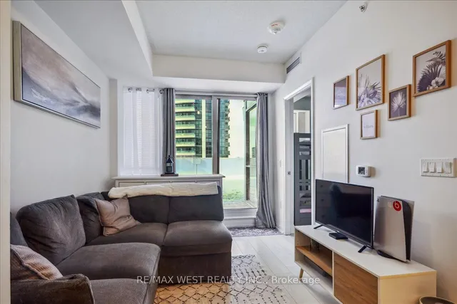 Additional image 3 of 26 Gibbs Rd Unit 731