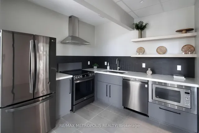 Additional image 31 of 108 Garment St Unit 508