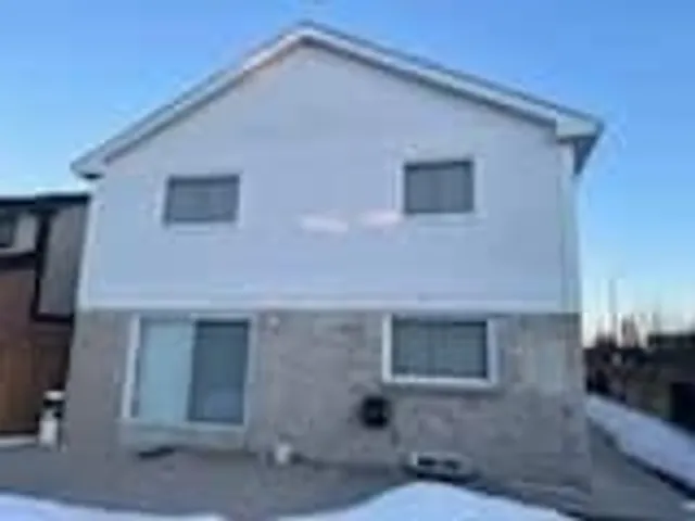 Additional image 23 of 10 Lupin Crt