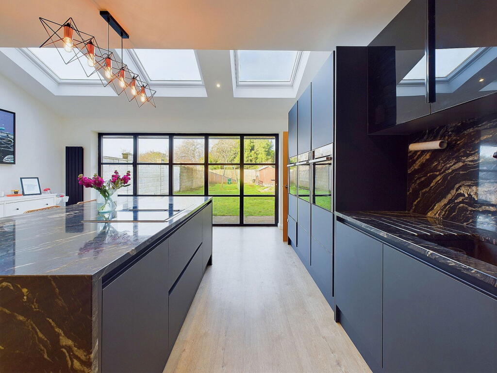 Additional image 5 of Loxwood Avenue, Worthing, BN14 7RF