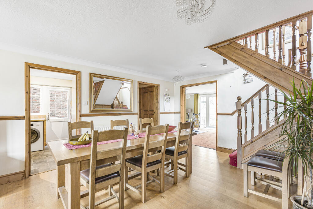 Additional image 6 of Godfries Close, Tewin, Welwyn, AL6 0LQ