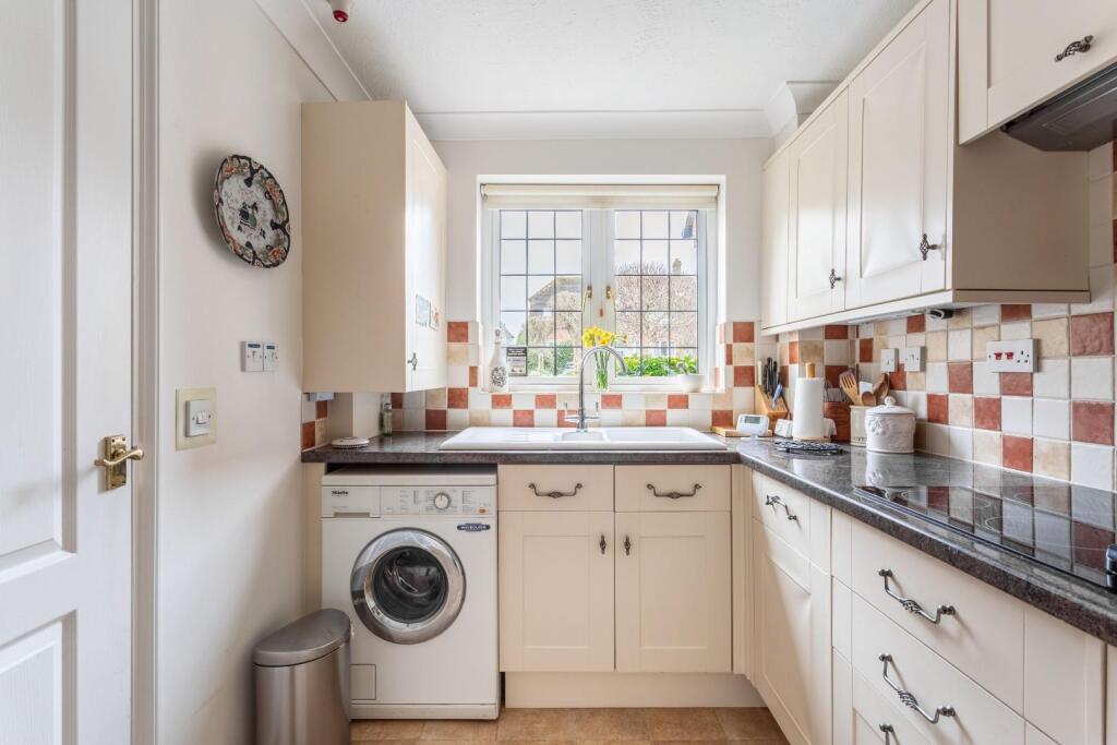 Additional image 8 of Penns Court, Horsham Road, Steyning