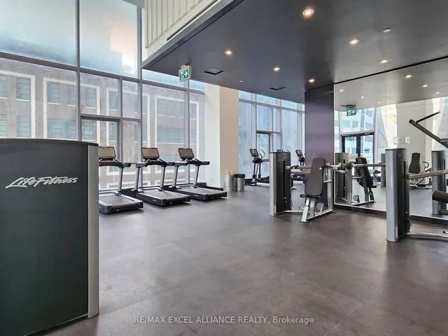 Additional image 23 of 357 King St Unit 203