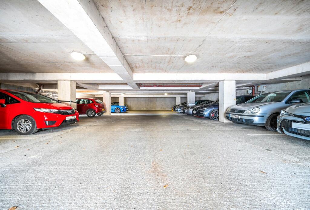 Additional image 11 of Victoria Bridge Road, Bath, Somerset, BA1