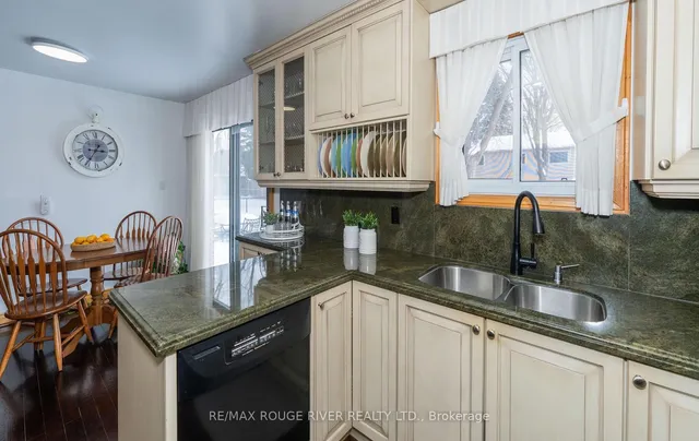 Additional image 20 of 89 Invermarge Dr