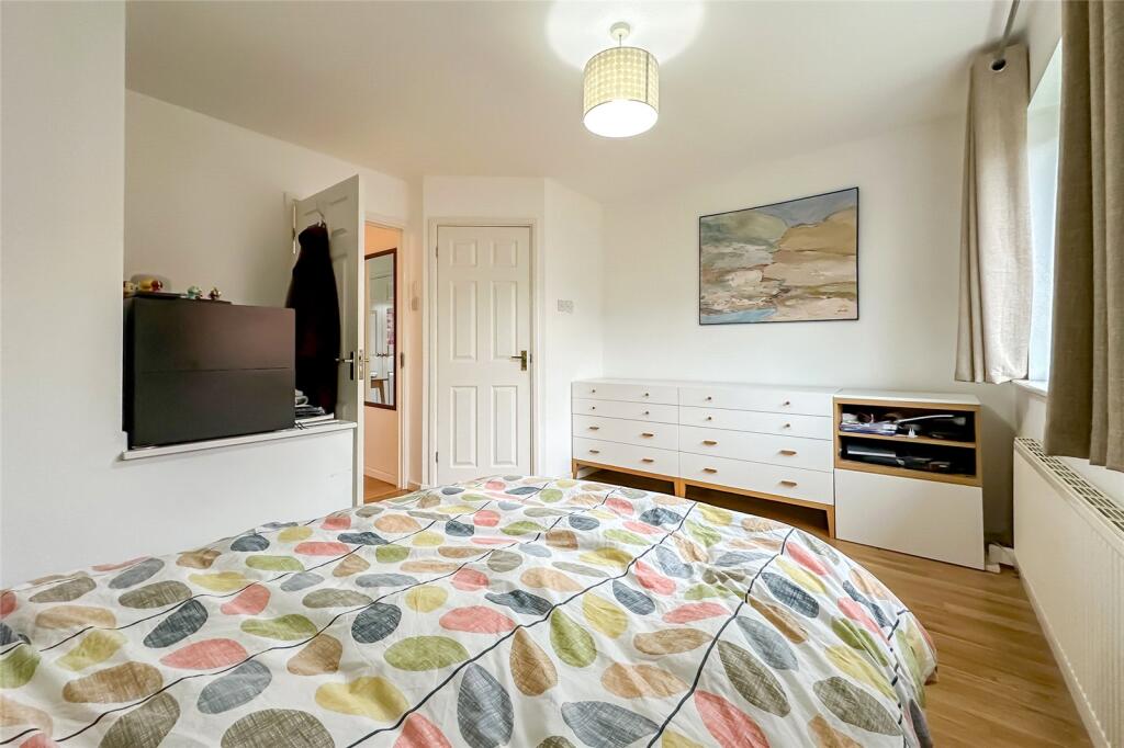 Additional image 19 of Wynches Farm Drive, St. Albans, Hertfordshire, AL4