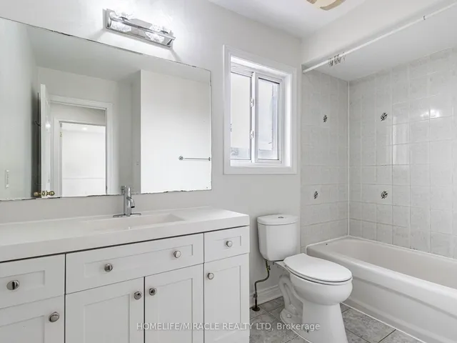 Additional image 37 of 76 Fallstar Cres