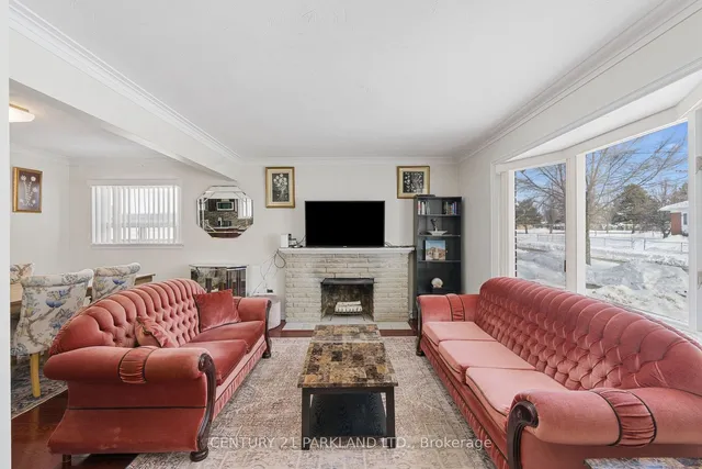 Additional image 2 of 14 Maxim Cres