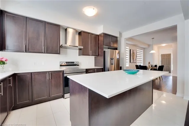 Additional image 9 of 516 Beckview Cres