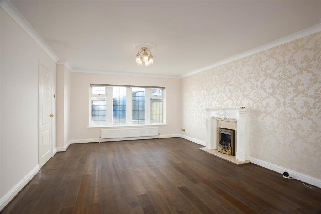 Additional image 5 of Kellymoor Walk, Idle