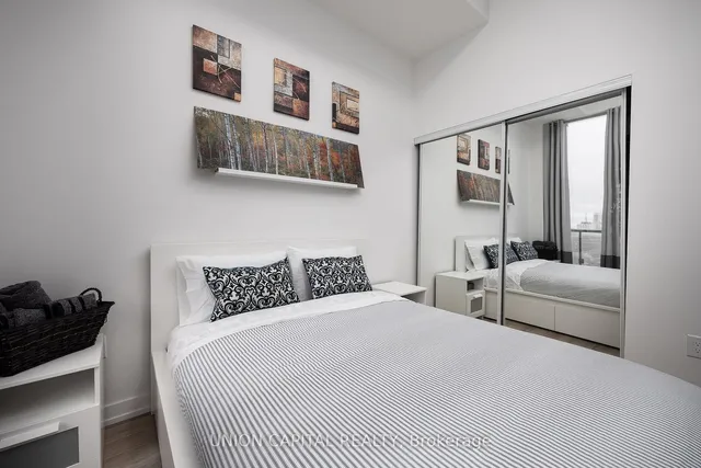 Additional image 8 of 158 Front St Unit 1313