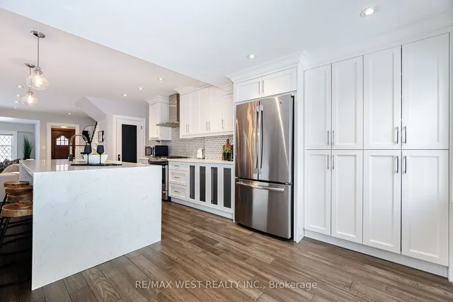 Additional image 13 of 17 Branch Ave