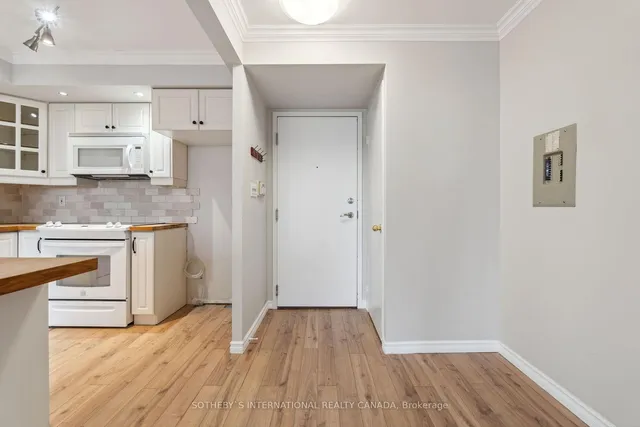 Additional image 4 of 2261 Lake Shore Blvd Unit 512