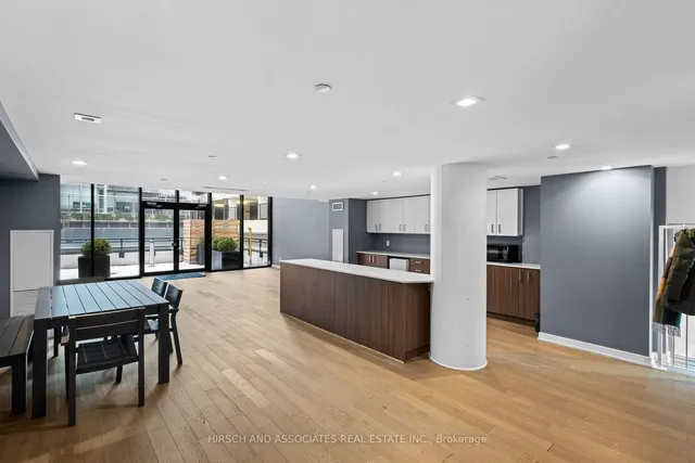 Additional image 27 of 17 Dundonald St Unit 1505