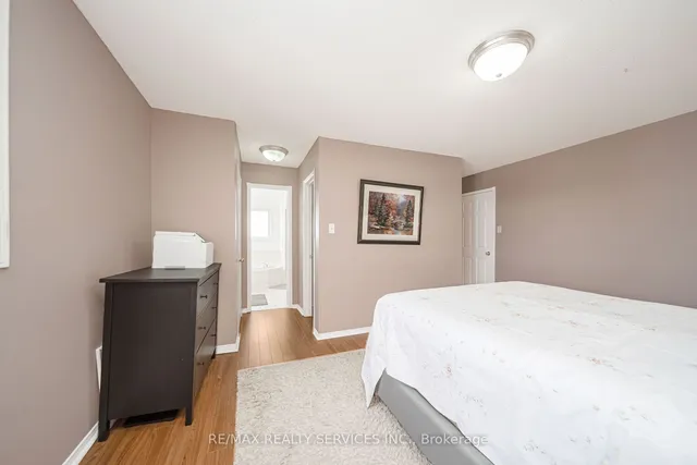 Additional image 25 of 60 Dwellers Rd