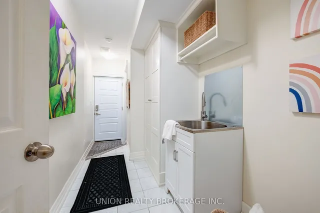 Additional image 37 of 321 Leslie St